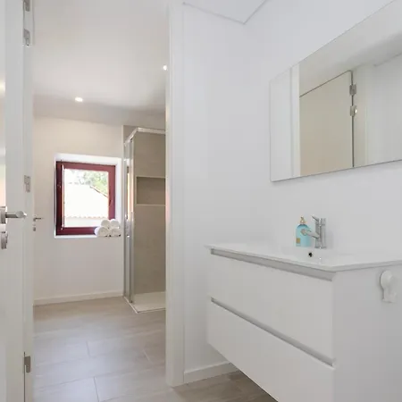 Casas Do Bacelar By Liiiving Feriehus Quinchaes